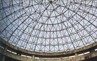 满洲里铝镁锰板屋面网架在设计时要注意哪些细节